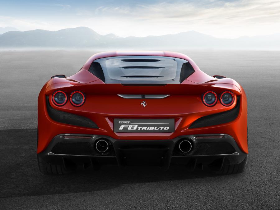  Ferrari F8 Tributo 2019 года  (фото 4 из 52)
